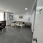 Moderno Apartamento 1 en Carihuela