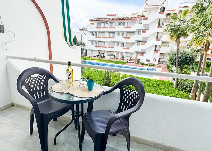 One Bed Apt, Terrace, Sea And Pool View, Walk To Beach