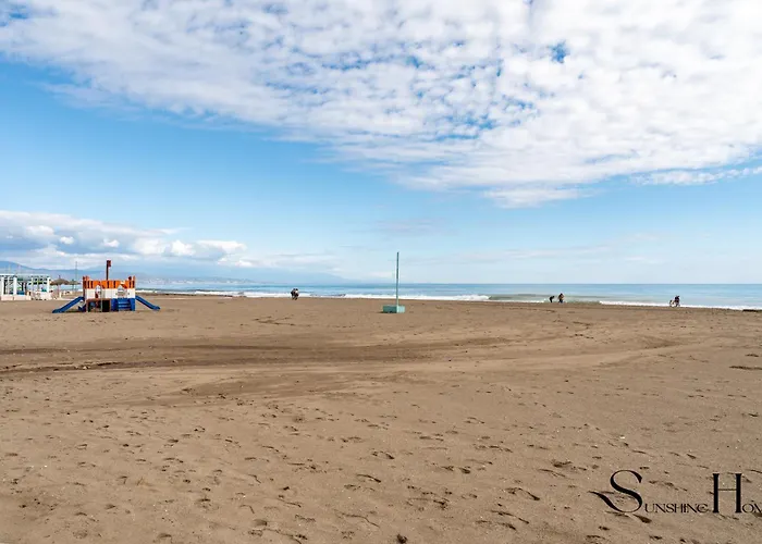 50 Meters From The Beach, 1 Bedroom With Parking