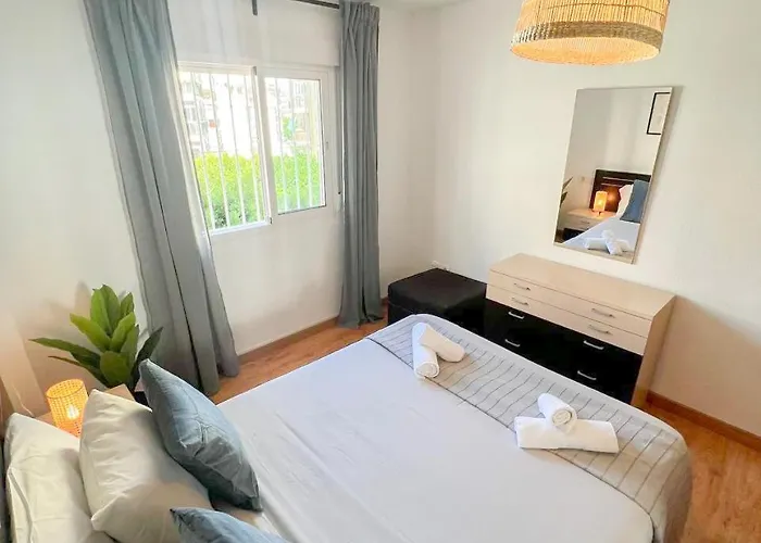 Large & Cozy Centrally Apartment