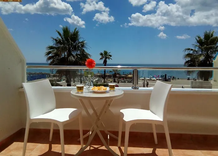 Nuevo Roca Chica, Primera Linea Playa,Torremolinos