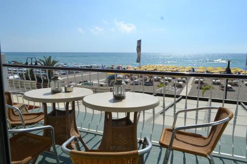 Hof Holland Carihuela