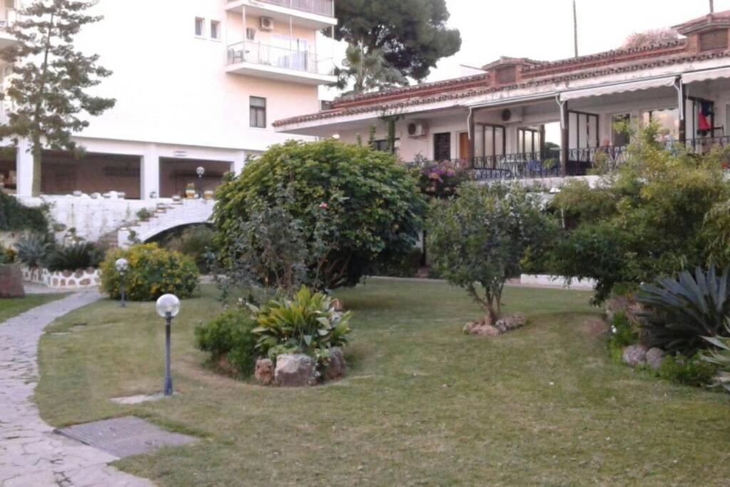 Carihuela Park Palace Torremolinos