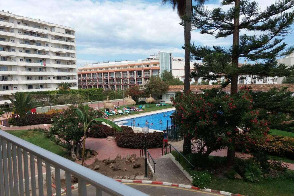 Carihuela Park Palace Apartment Torremolinos