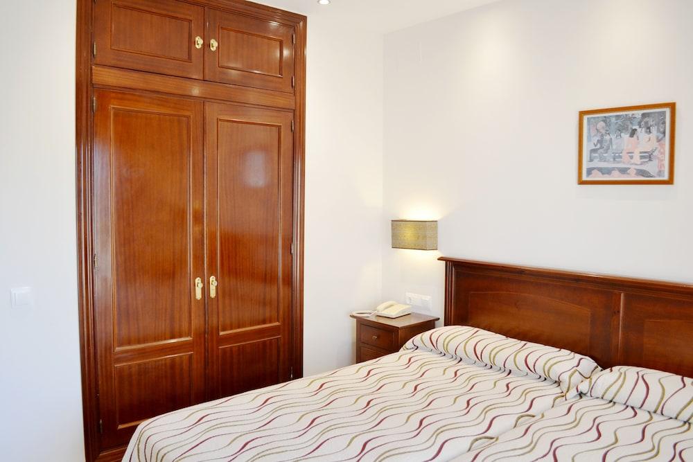 Tarik Hotel 3*