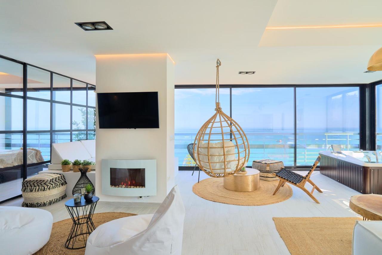 Savanna Beach. Amazing With Jacuzzi Apartment Torremolinos