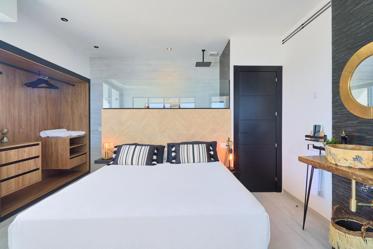 Apartment Savanna Beach. Amazing With Jacuzzi