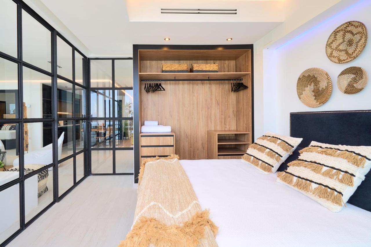 Savanna Beach. Amazing With Jacuzzi Apartment