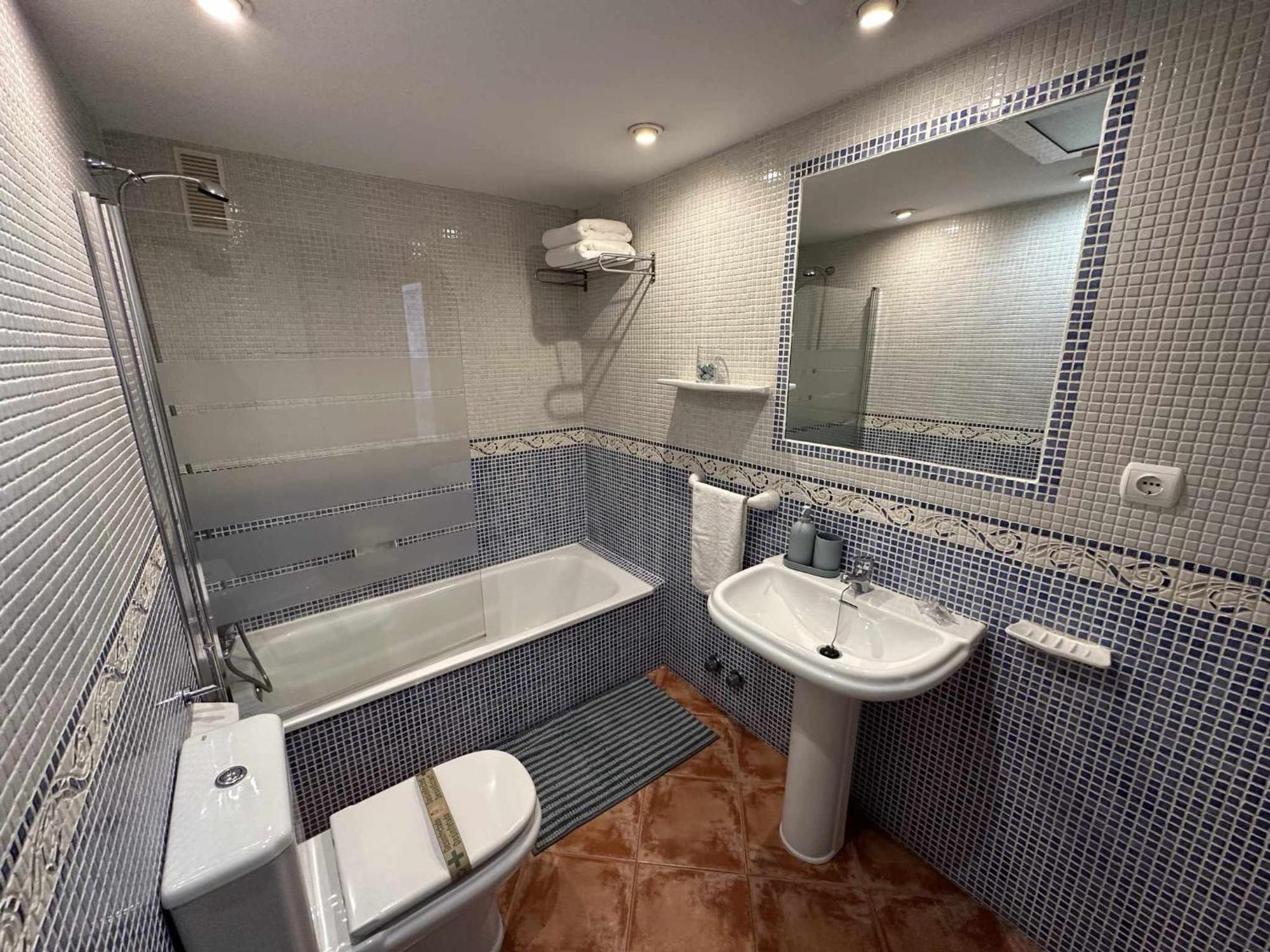 Apartamento Con Vista Al Mar En La Mitica Nogalera Torremolinos