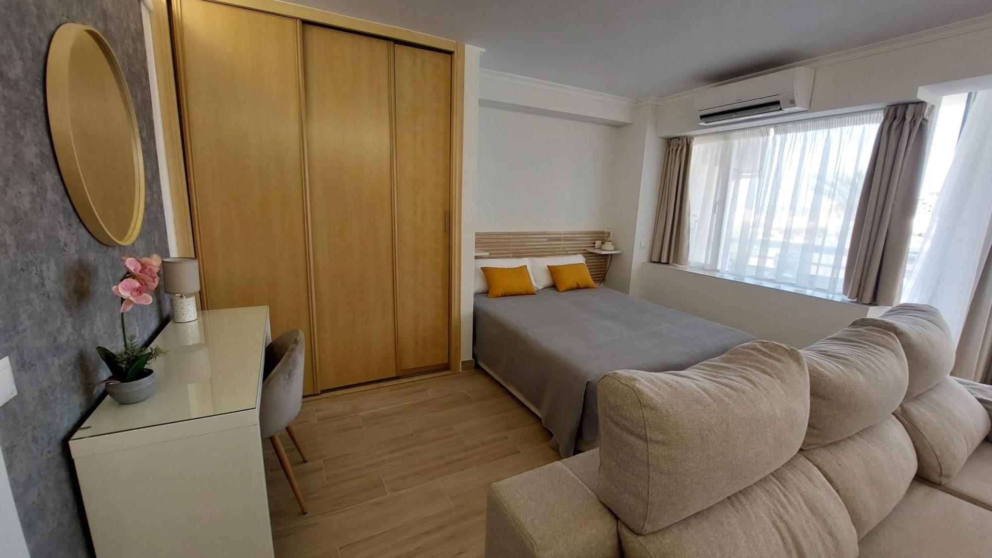 Apartment Blonzu Camboya Torremolinos