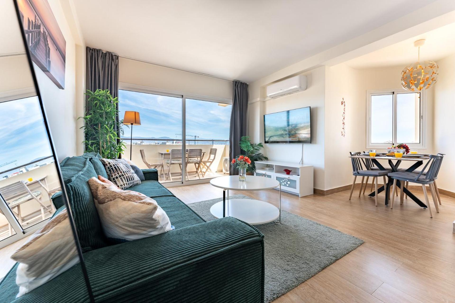 Apartamento Sunrise Haven, Spacious, Bright, Pool, Terraces *