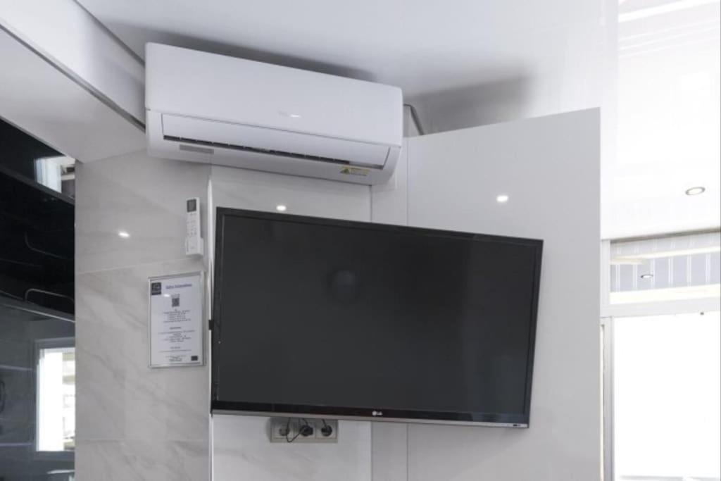 Apartamento True Colours , Center By Namaste Elite *