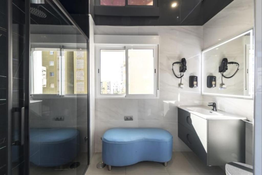 True Colours , Center By Namaste Elite Apartamento *