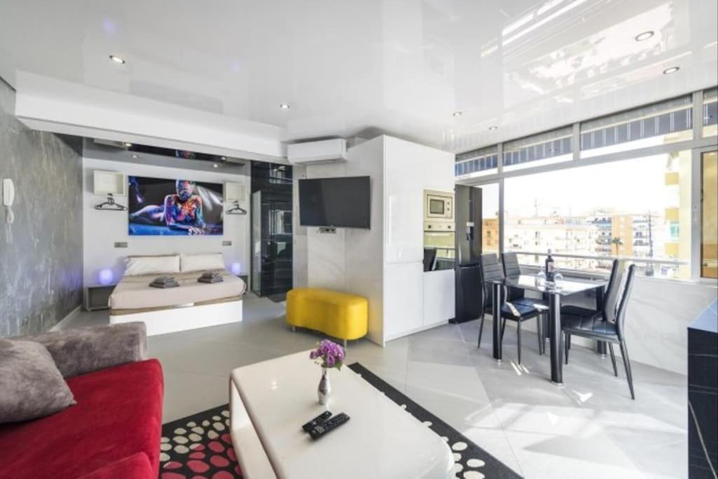 Apartamento True Colours , Center By Namaste Elite