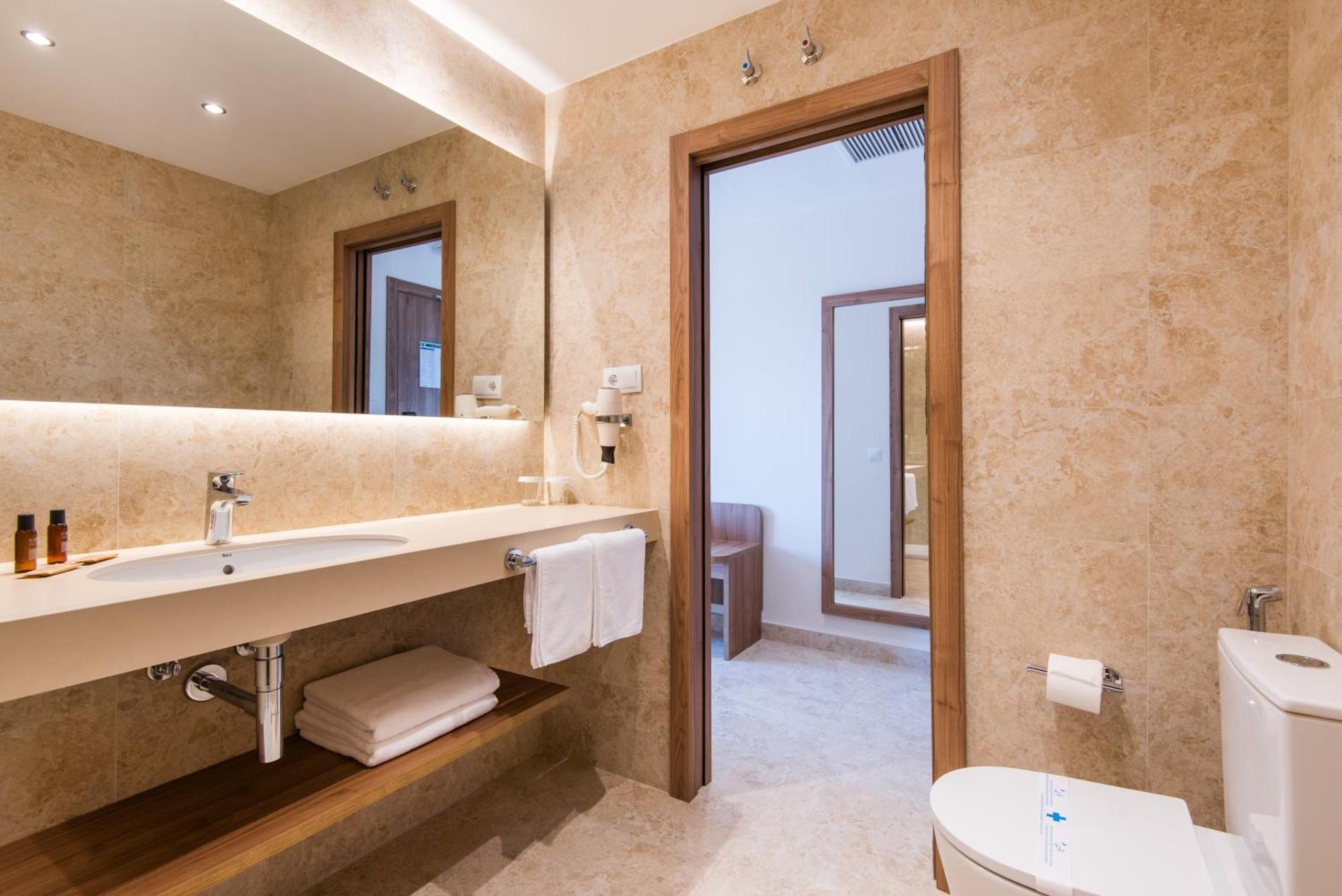 Hotel Tarik 3*