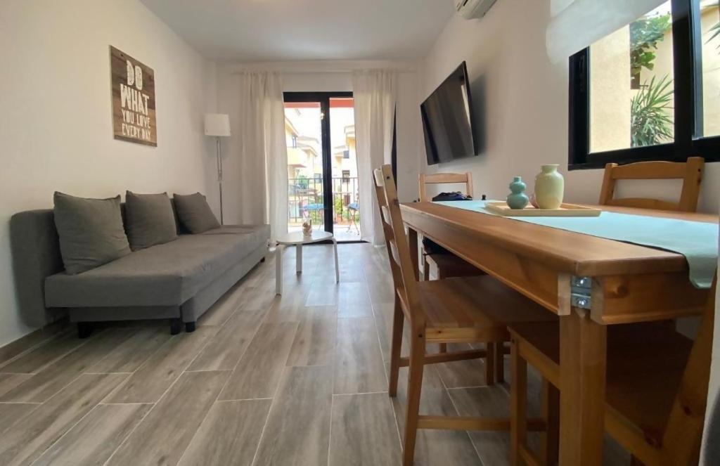 Beach Pontinental Apartment *