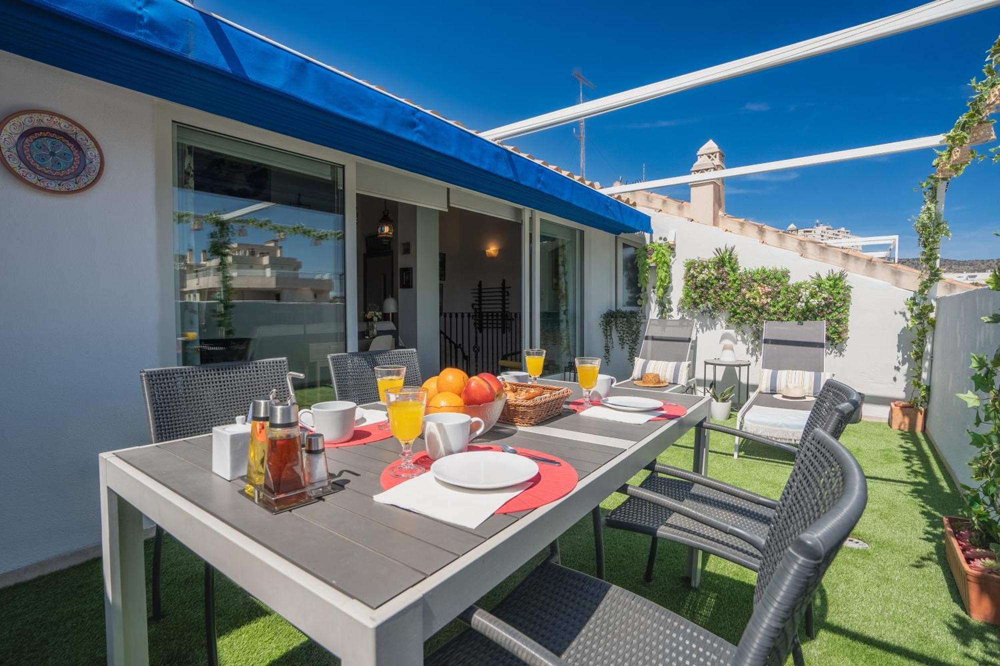 Penthouse With Sea Views Alamos Apartamento
