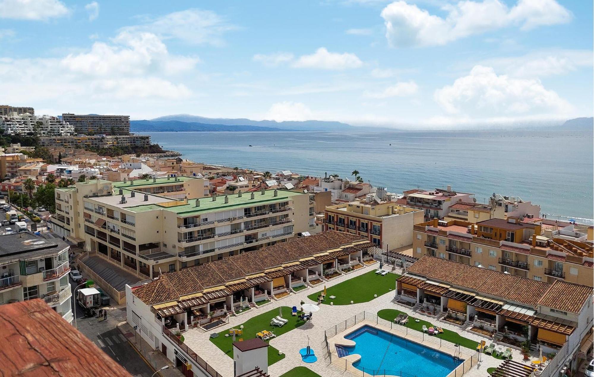 Apartamento Stunning In With Kitchen Torremolinos