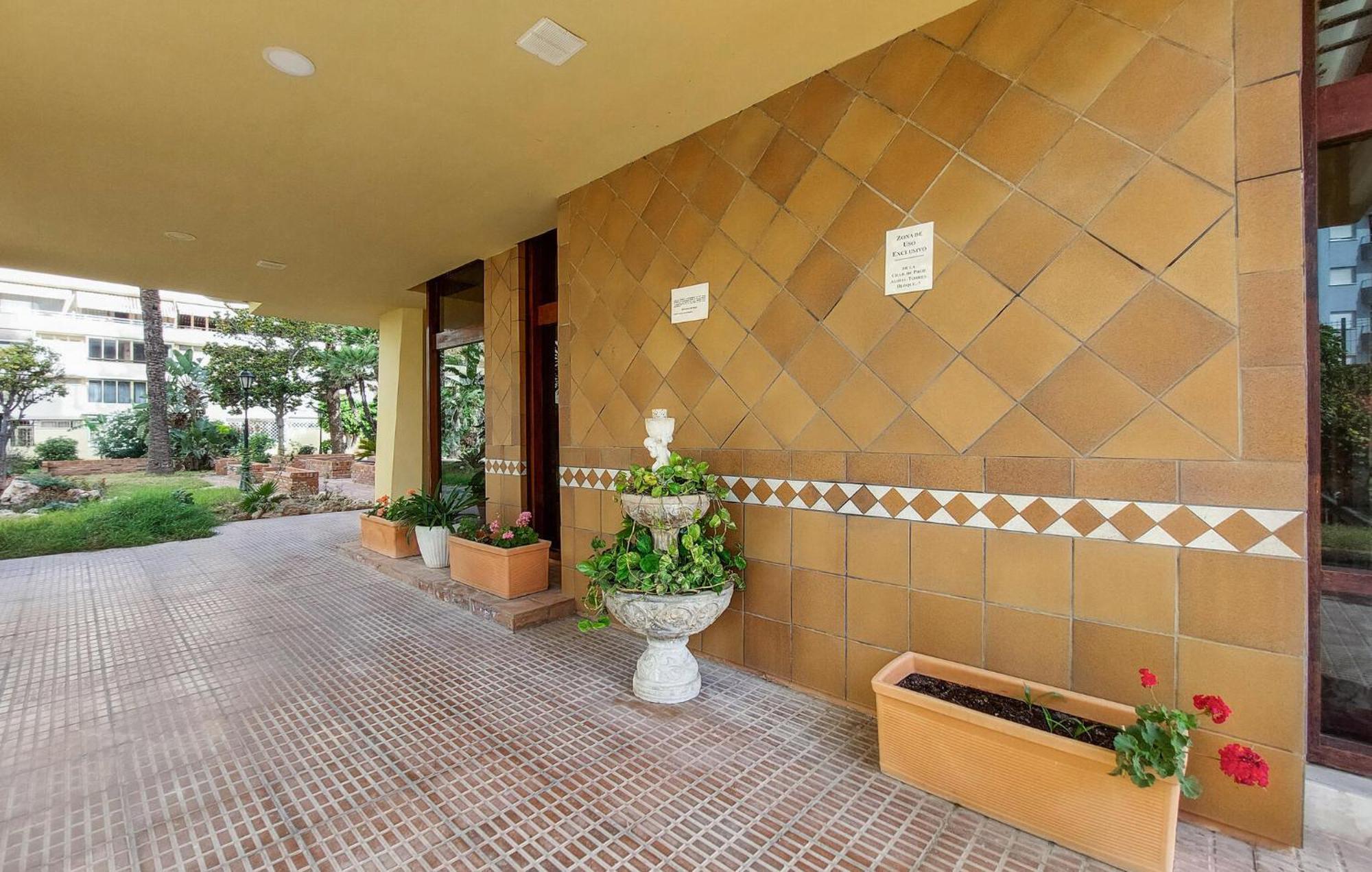 Apartamento Stunning In With Kitchen *