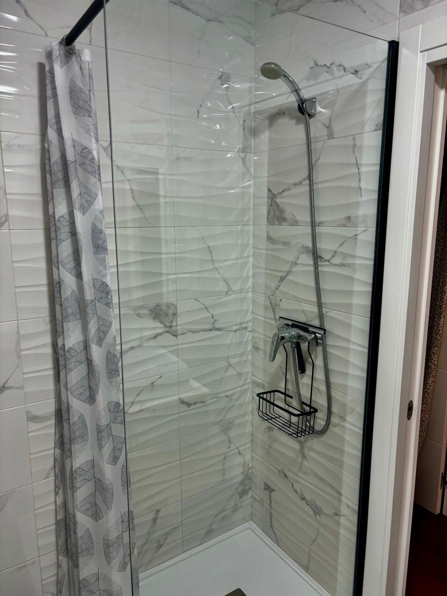 One Bedroom Flat In The Centre Of Apartment *