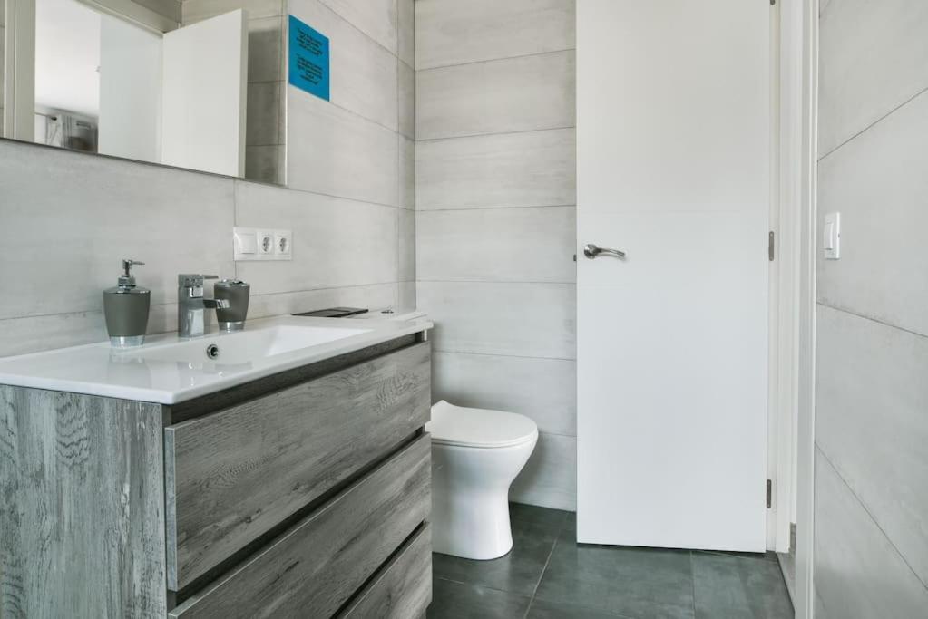 Torremolinos, Comodo A Un Paso Del Centro Apartamento *