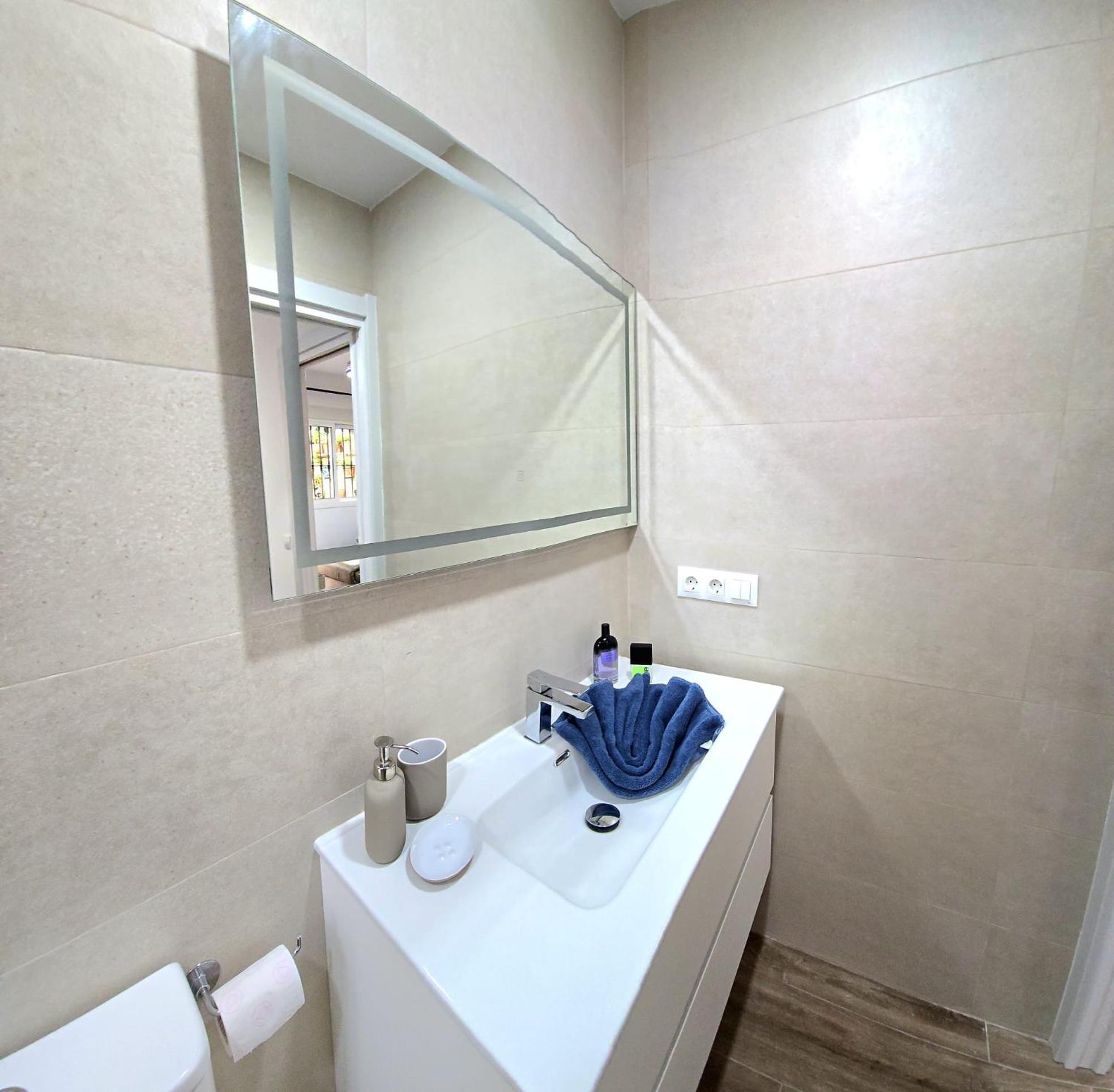 Rincon Del Sol Dorado 2 Bedroom 2 Bathroom With Private Parking By Namaste Elite Torremolinos