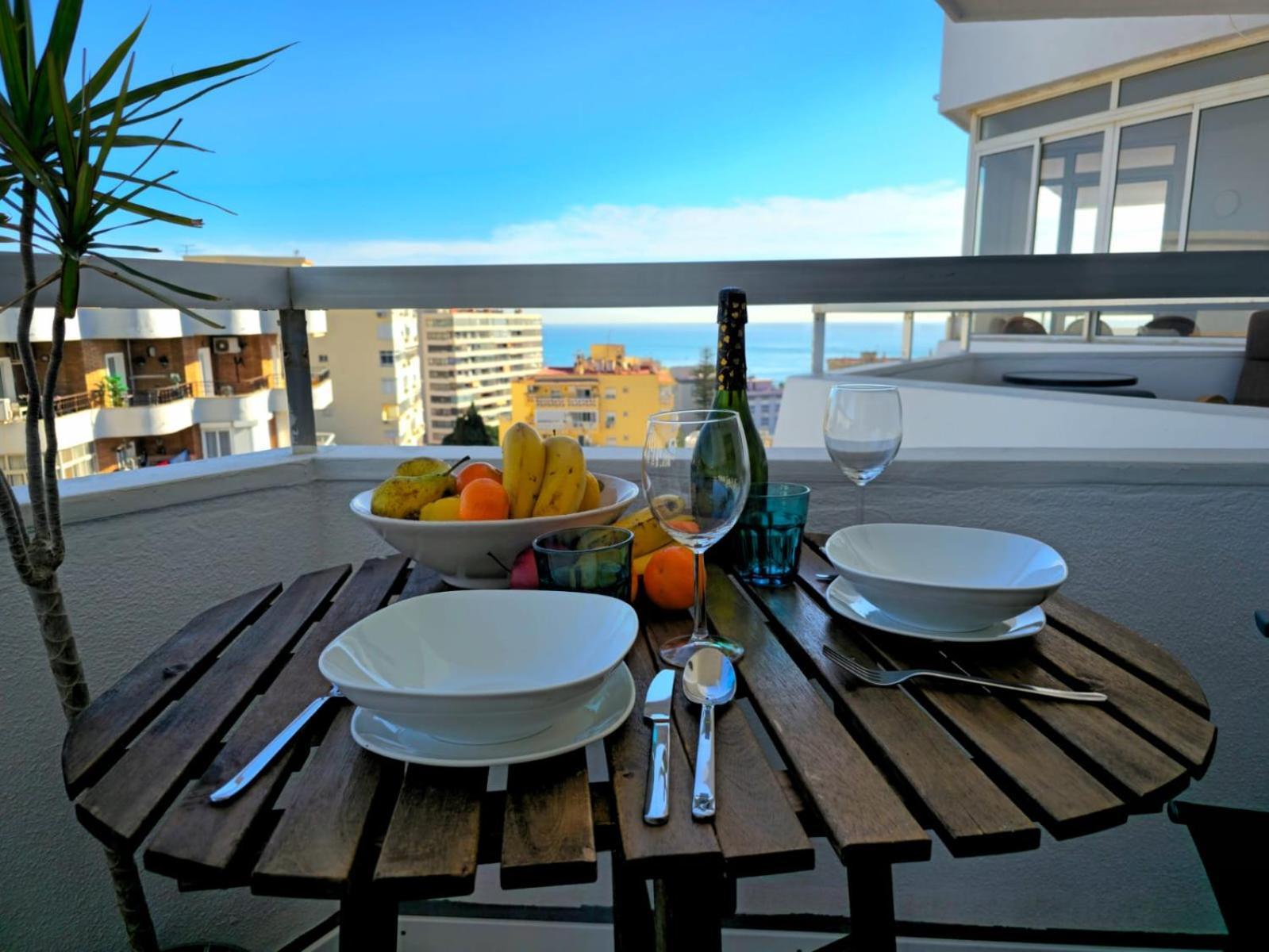 Nogalera Skyline Retreat One Bedroom With Balcony And Amazing Sea And Views By Namaste Elite Apartamento