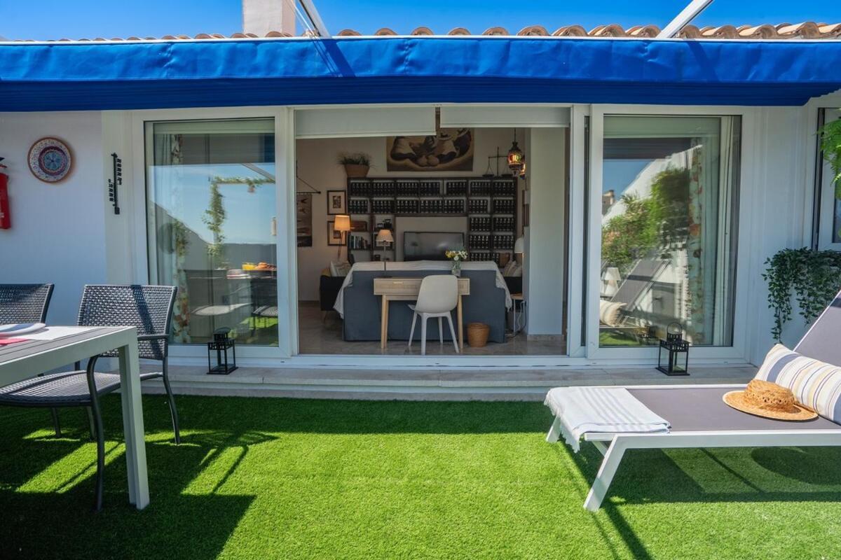 Penthouse With Sea Views Alamos Apartamento