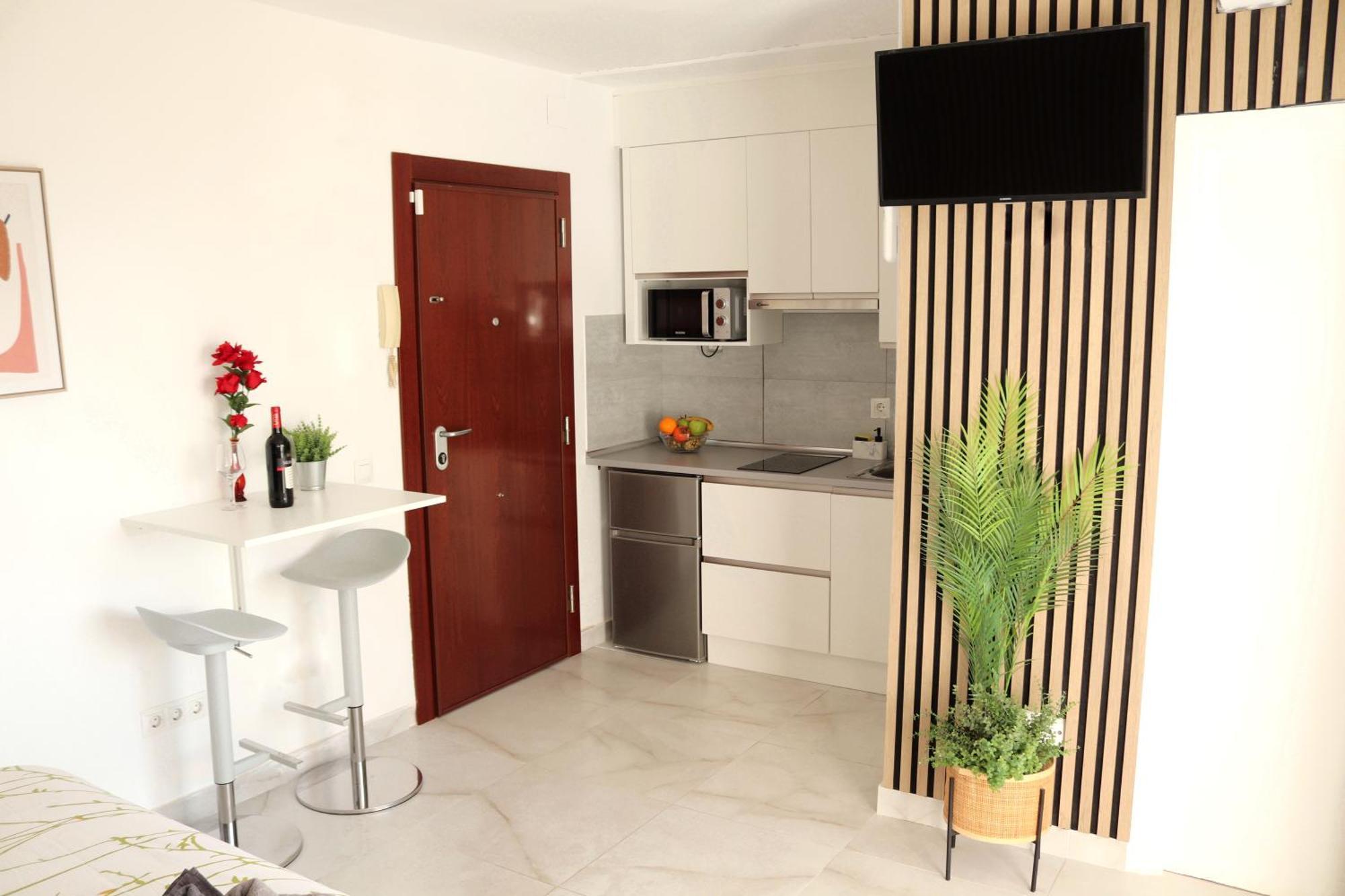 Sunset Sunny Balcony & Sea Views Apartamento