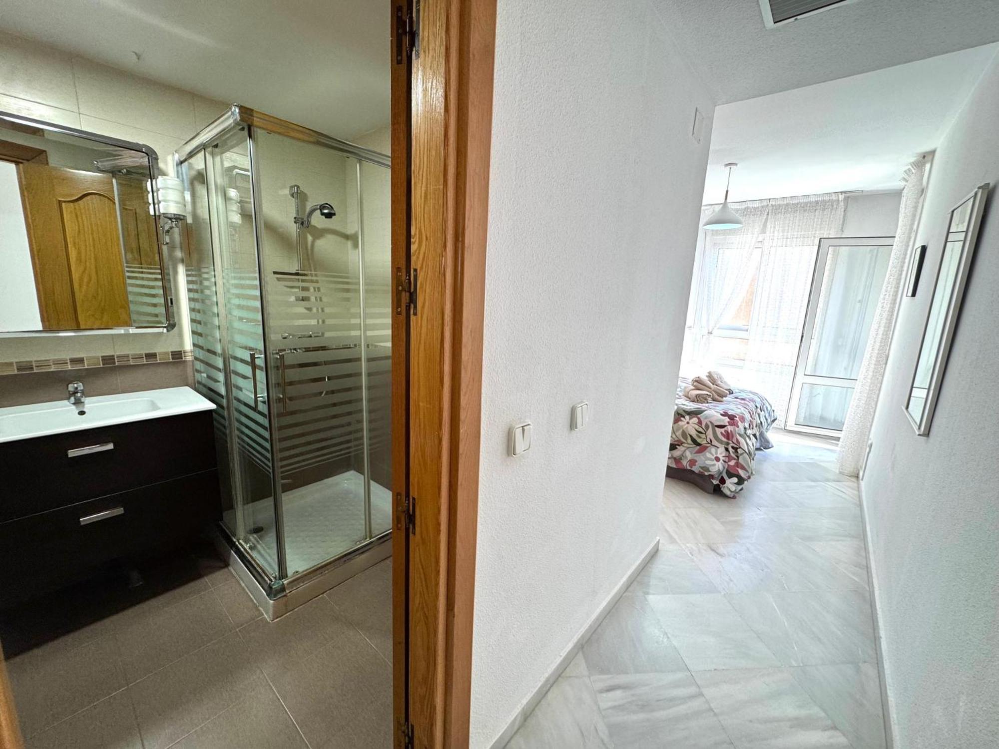 Apartamento Carihuela En Primera Linea De Playa Con Vistas Y Garaje! C