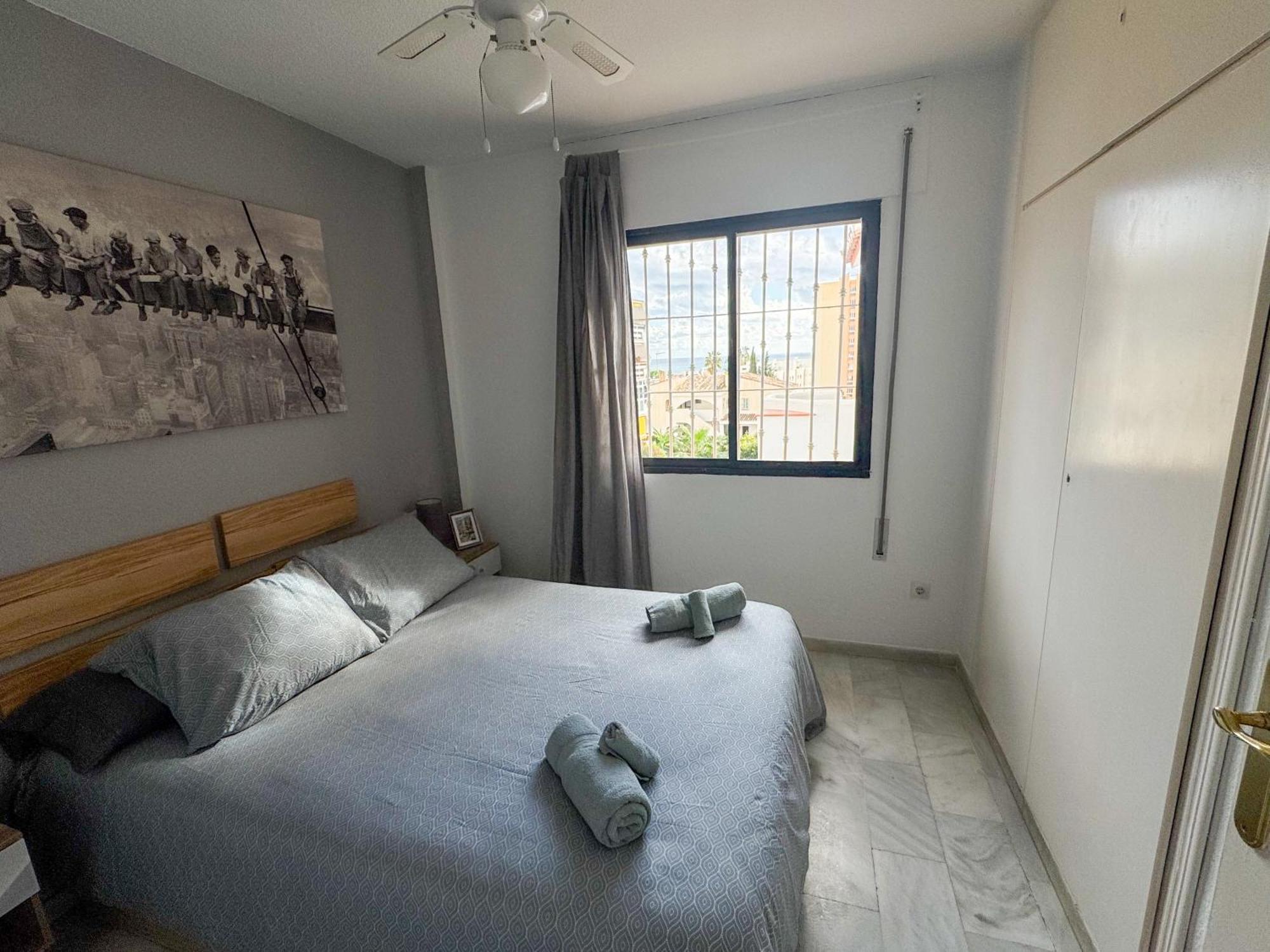 One Bed Apt, Terrace, Sea And Pool View, Walk To Apartamento Torremolinos