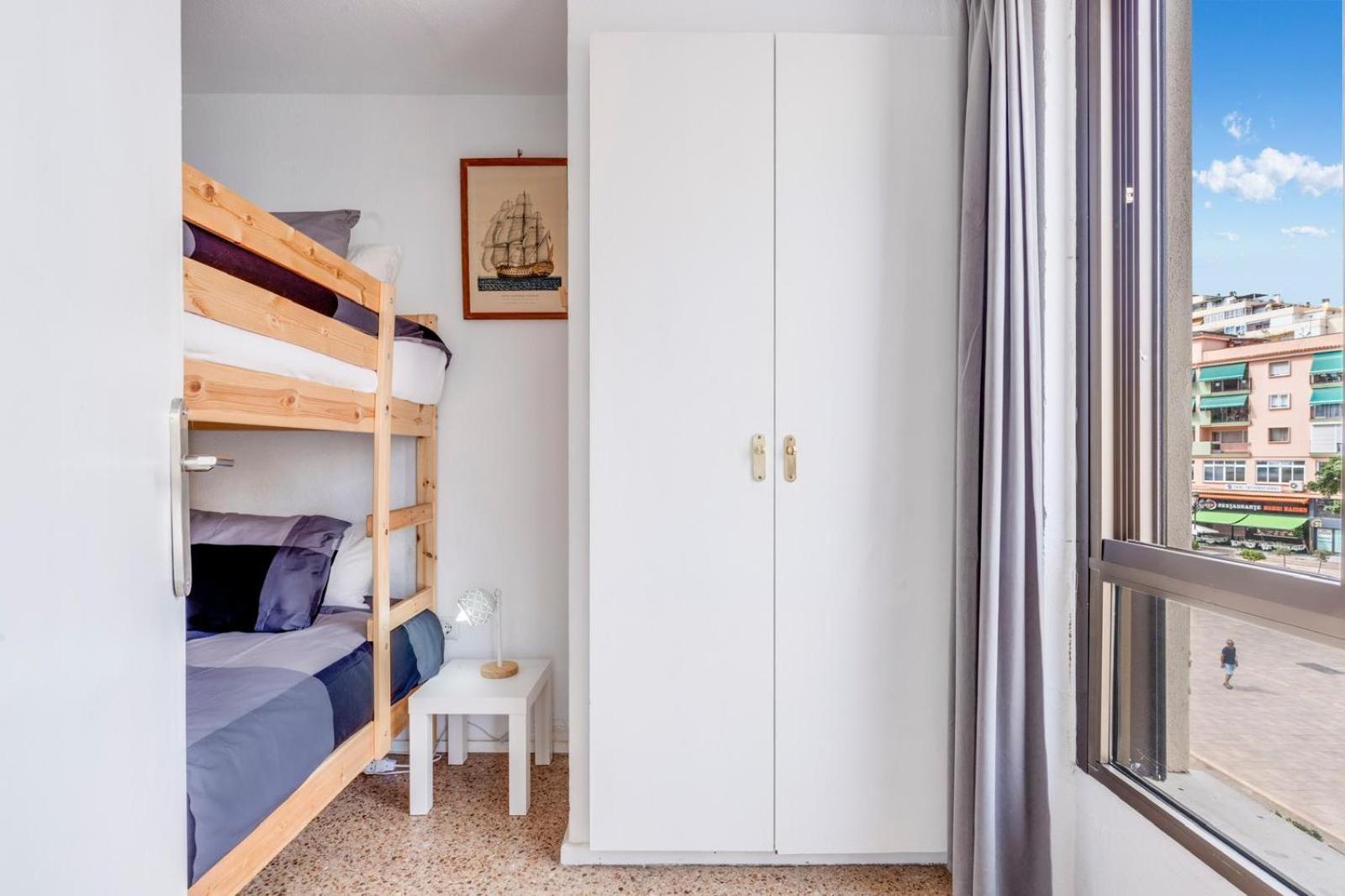 Nogalera Rainbow 2-bedroom Apartment, Pool And Parking By Namaste Elite