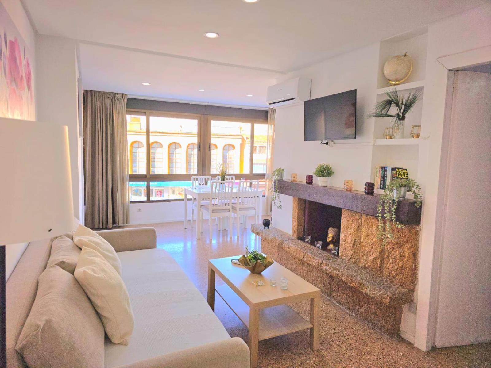 Apartamento Nogalera Rainbow 2-bedroom Apartment, Pool And Parking By Namaste Elite Torremolinos