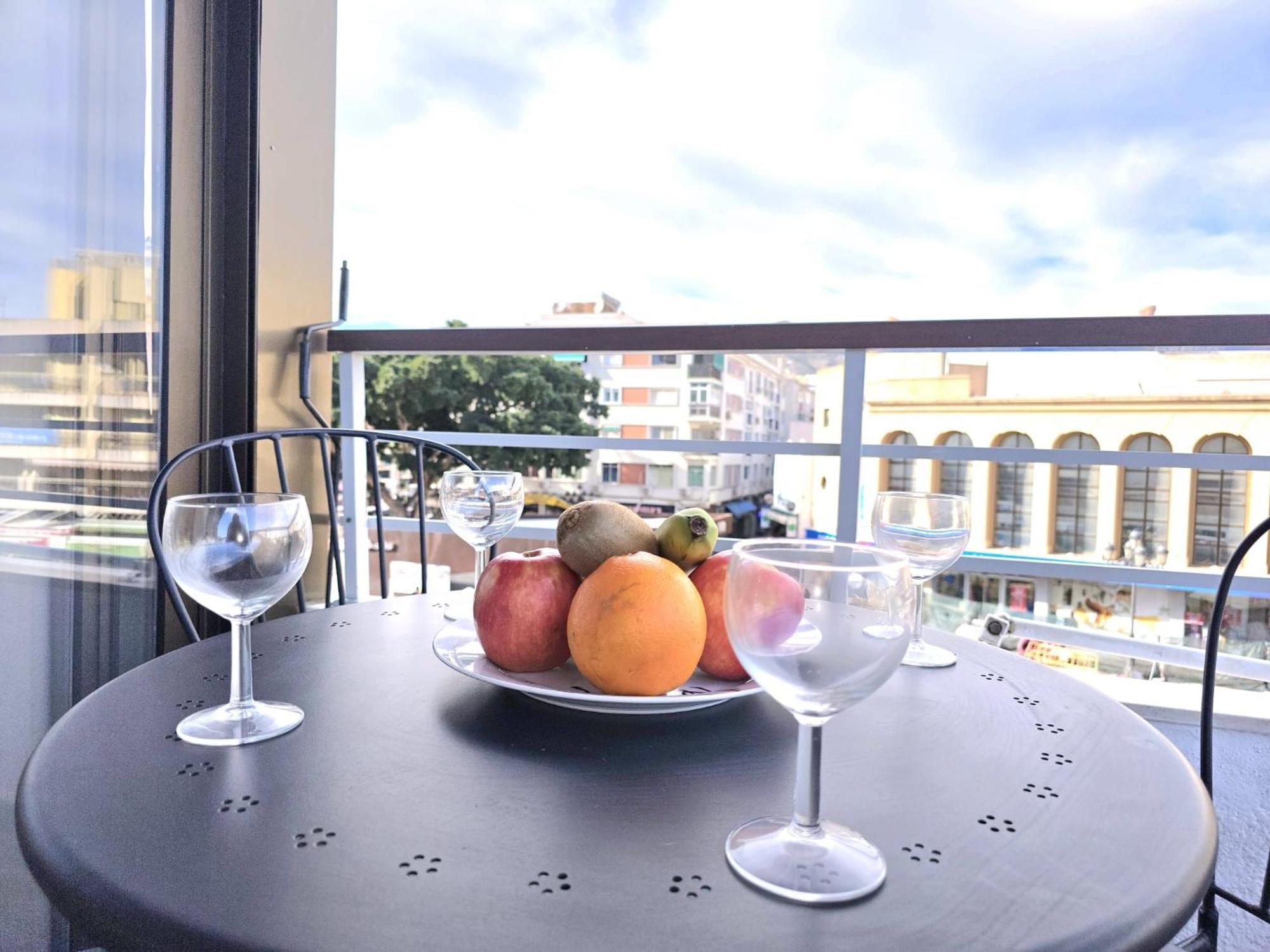 Apartamento Nogalera Rainbow 2-bedroom Apartment, Pool And Parking By Namaste Elite Torremolinos