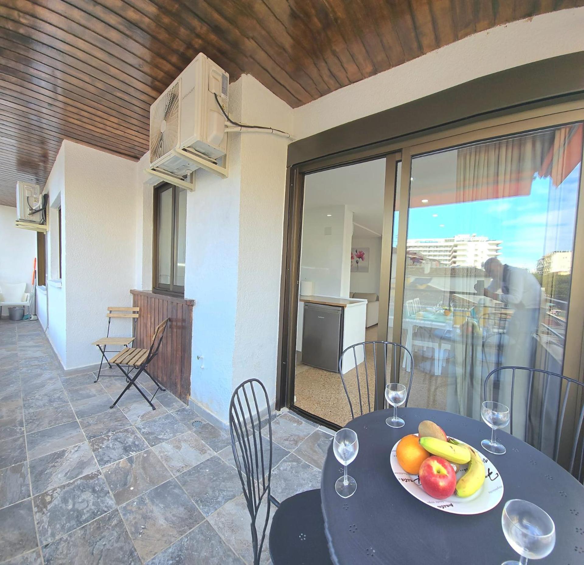 Nogalera Rainbow 2-bedroom Apartment, Pool And Parking By Namaste Elite