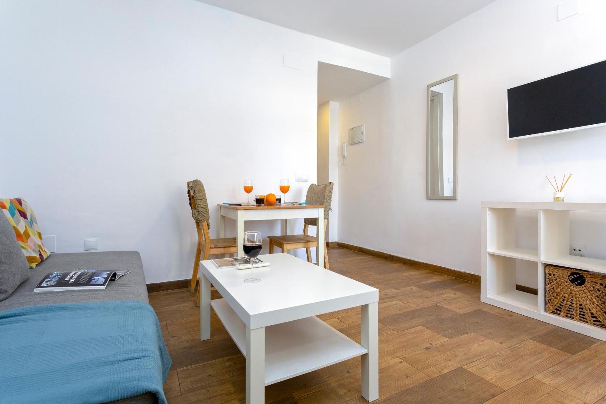 Sunstay Isabel Lofts Center Apartment Torremolinos