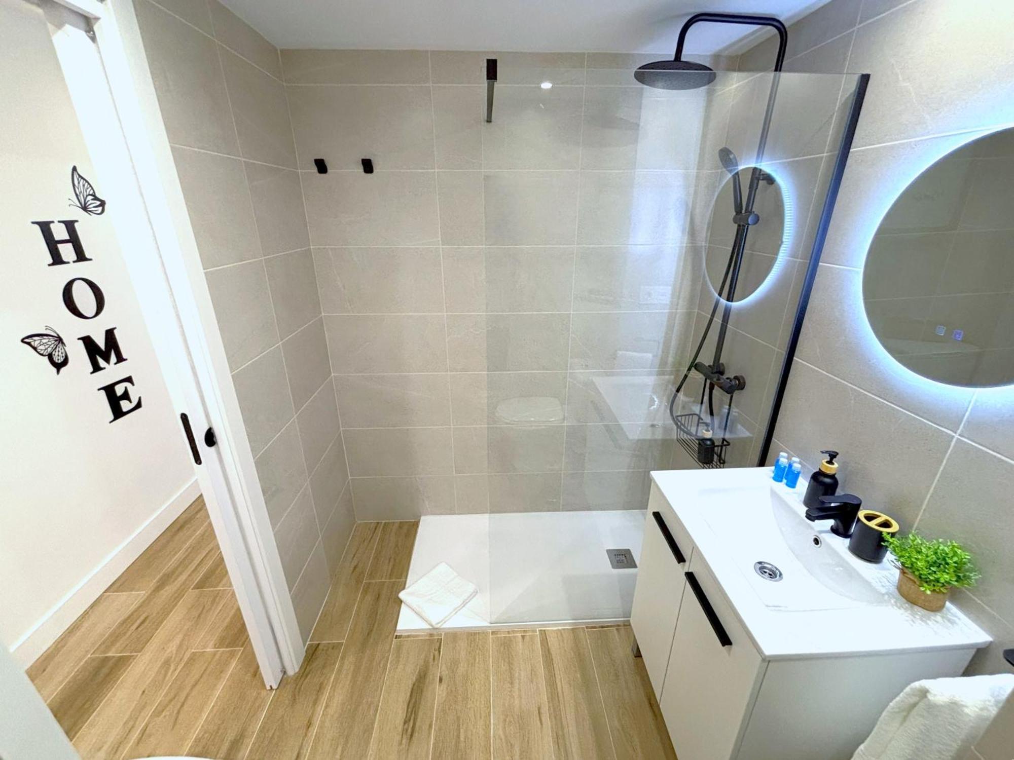 Evans Realty Bl Estudio Lujoso & Vistas Al Mar Apartamento Torremolinos