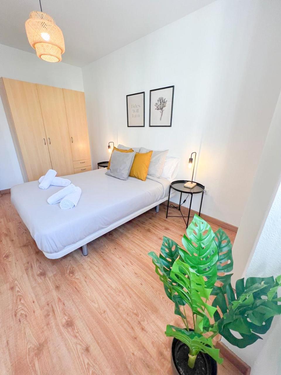 Large & Cozy Centrally *