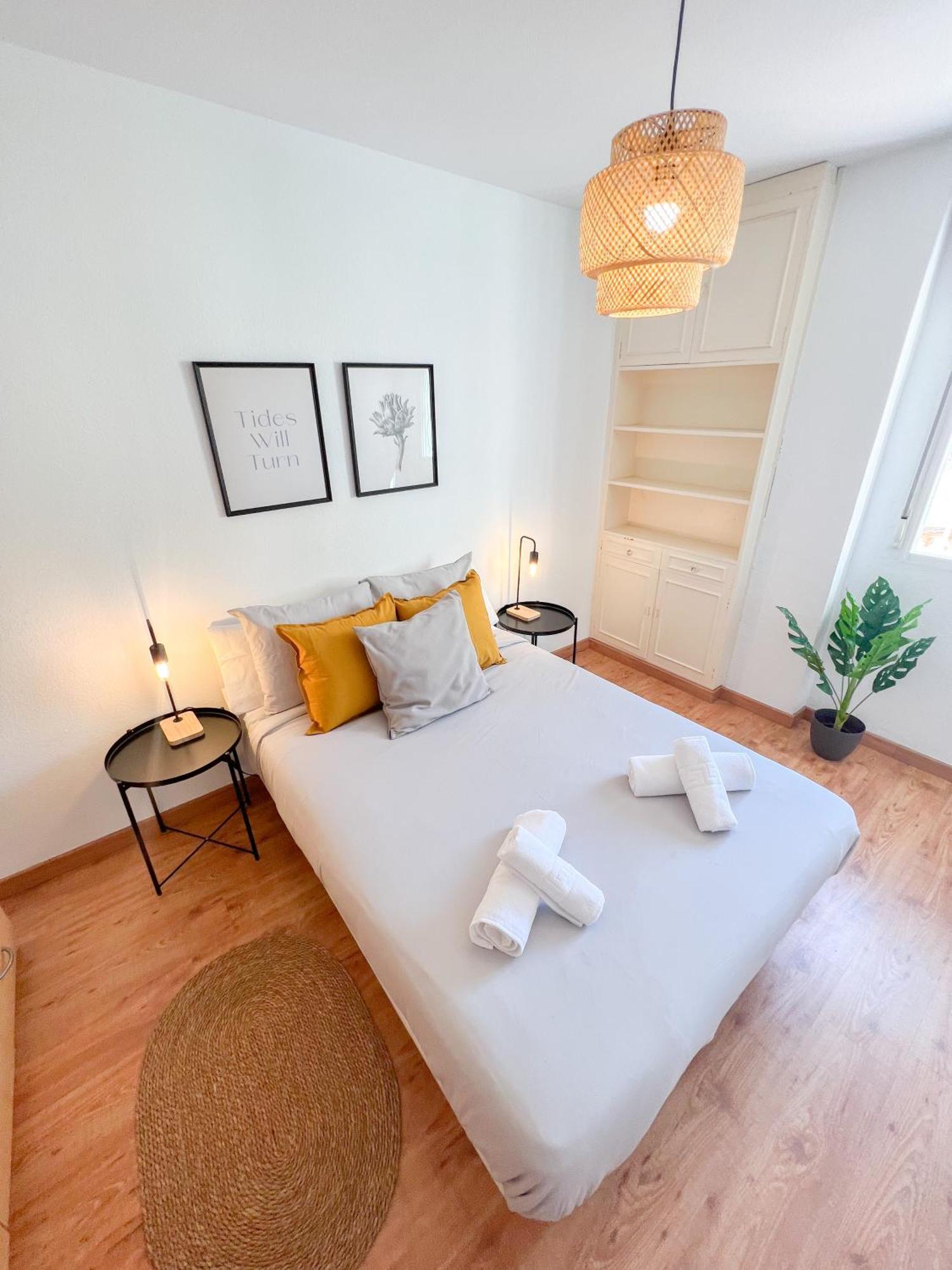Apartment Large & Cozy Centrally