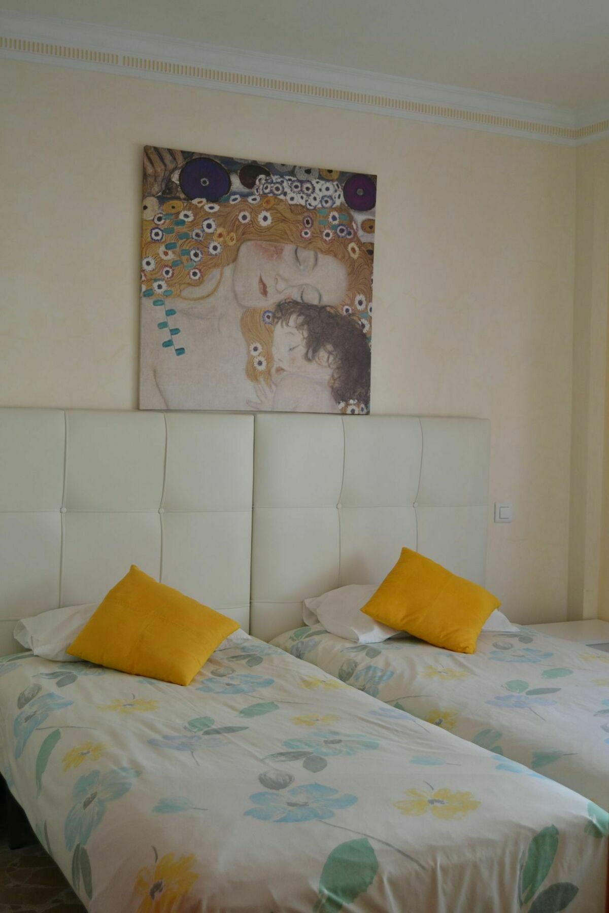 Hof Holland Carihuela Apartment Torremolinos