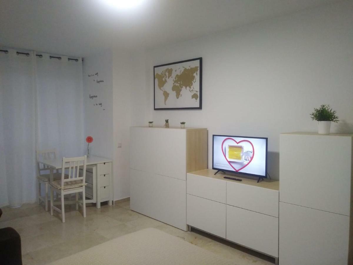 Nuevo Roca Chica, Primera Linea Playa,torremolinos Apartment Torremolinos