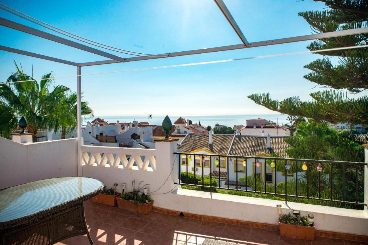 Apartment Atico Con Terraza - A 600 Metros De Playa La Carihuela - Piscina - Parking Gratis *