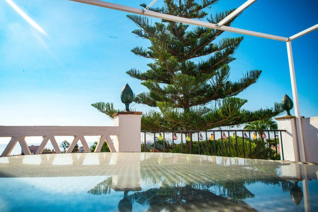 Atico Con Terraza - A 600 Metros De Playa La Carihuela - Piscina - Parking Gratis Apartment
