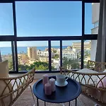 Apartamento La Playa “ Free Parking “