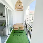 Cozy Apartment With Pool
