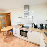Bright Apartment With Terrace, Pool And Beach