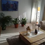 Torremolinos Alquilo Habitacion Con Bano Compartido Y Cocina Compartida
