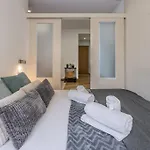 Lxr Neptuno Renovated And Pool
