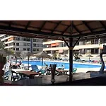 Lovely World - La Nogalera