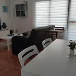 Apartamento Lidia Planta 1, La Carihuela 1ª Linea Playa, Vistas Mar, 1 Dormitorio, 52 M2, 1-3 Huesped, Amplio Balcon, Wifi